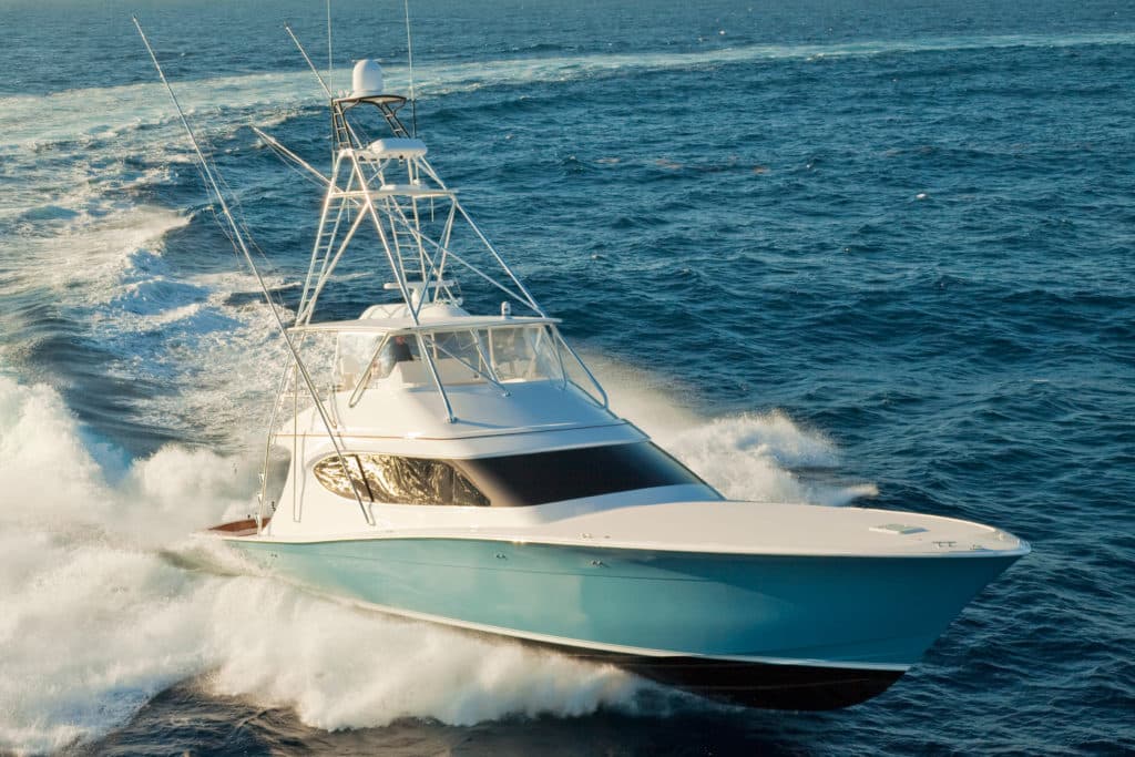 Hatteras GT70