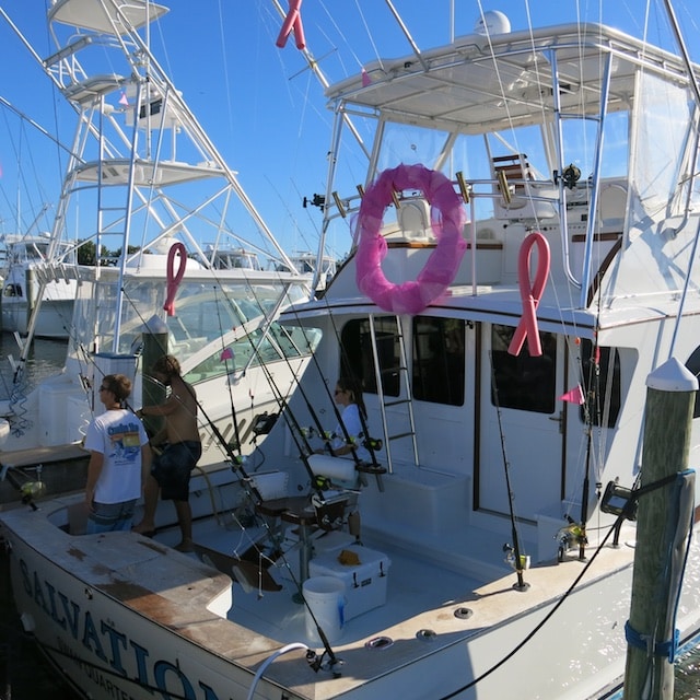 2016 Alice Kelly Memorial Tournament boat decorated