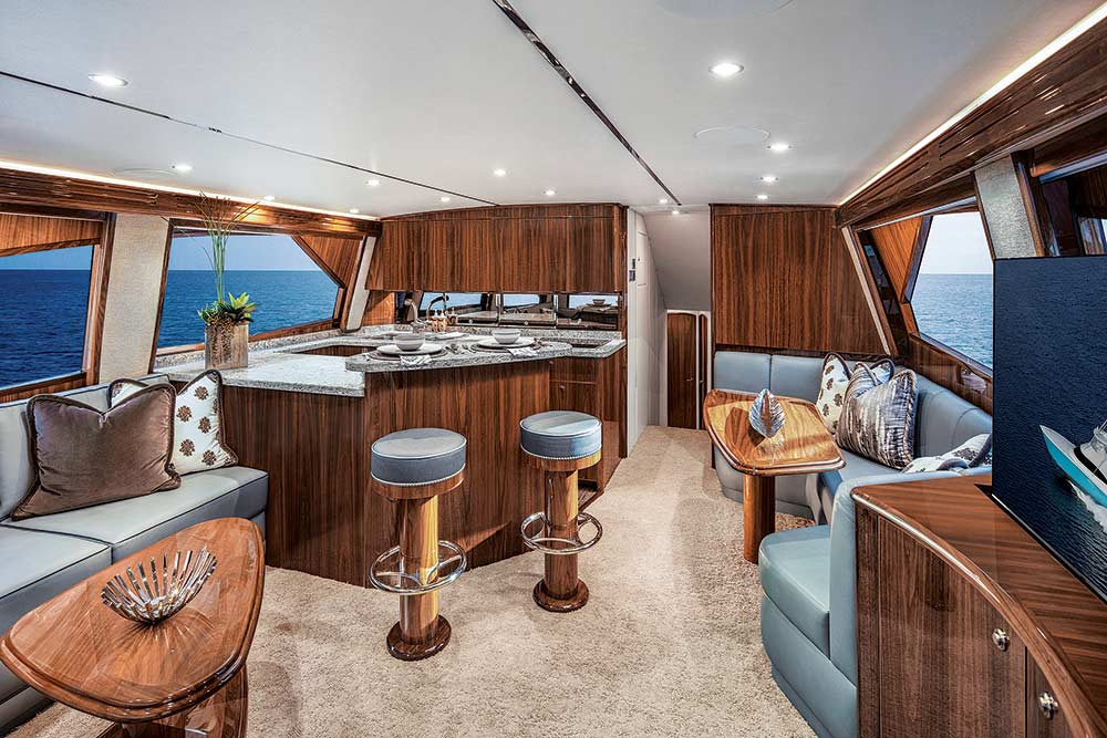 viking yacht 58 convertible salon